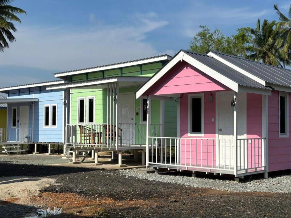 Kabin Pink Mersing Exterior photo